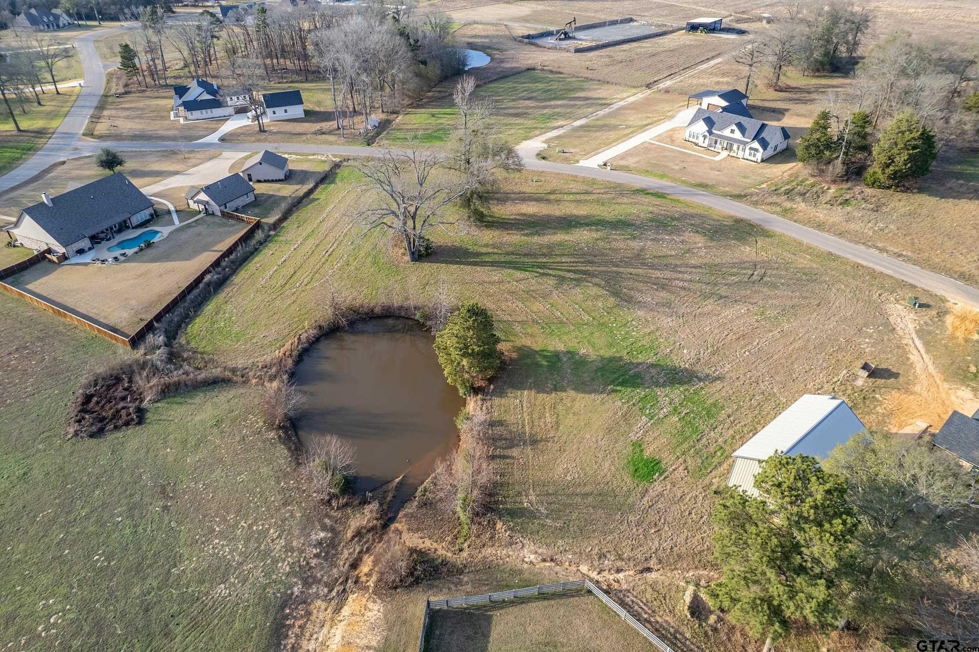 1.51 acres in Smith County gallery image 3