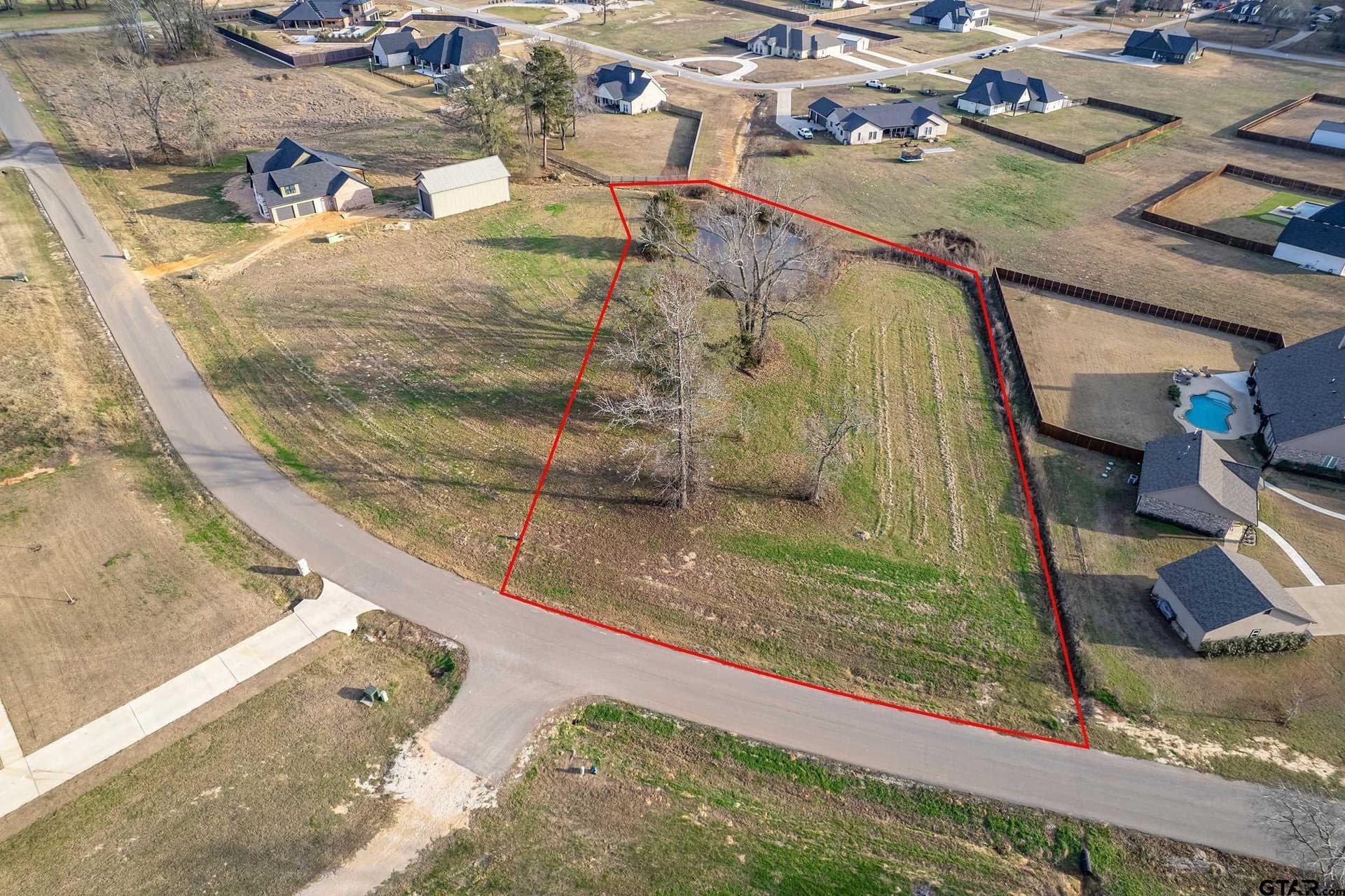 1.51 acres in Smith County