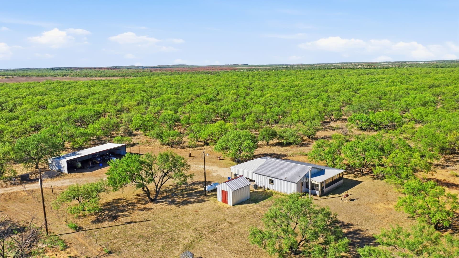 152.3 acres in Throckmorton County - photo 2