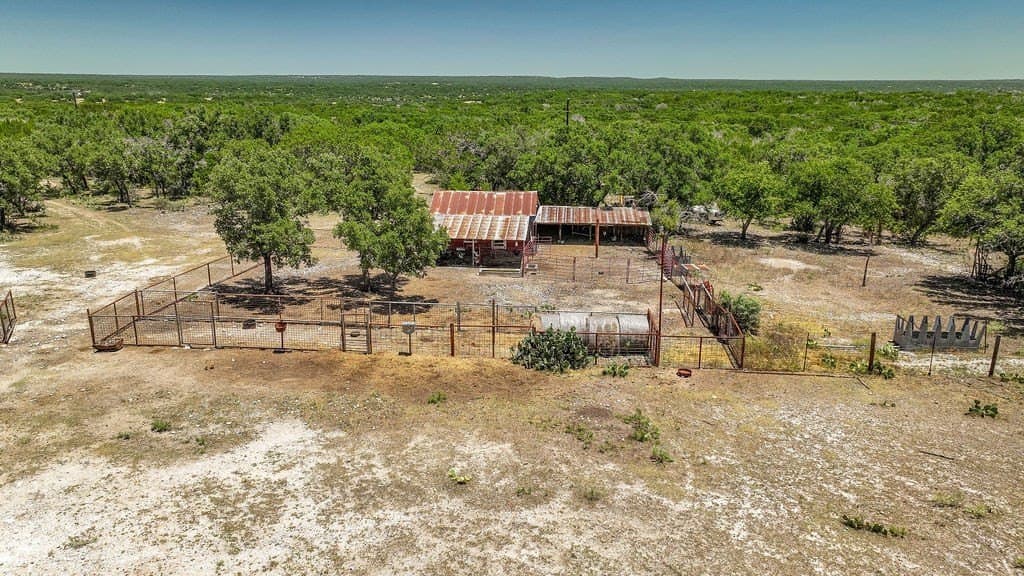 125 acres in Kimble County - photo 22
