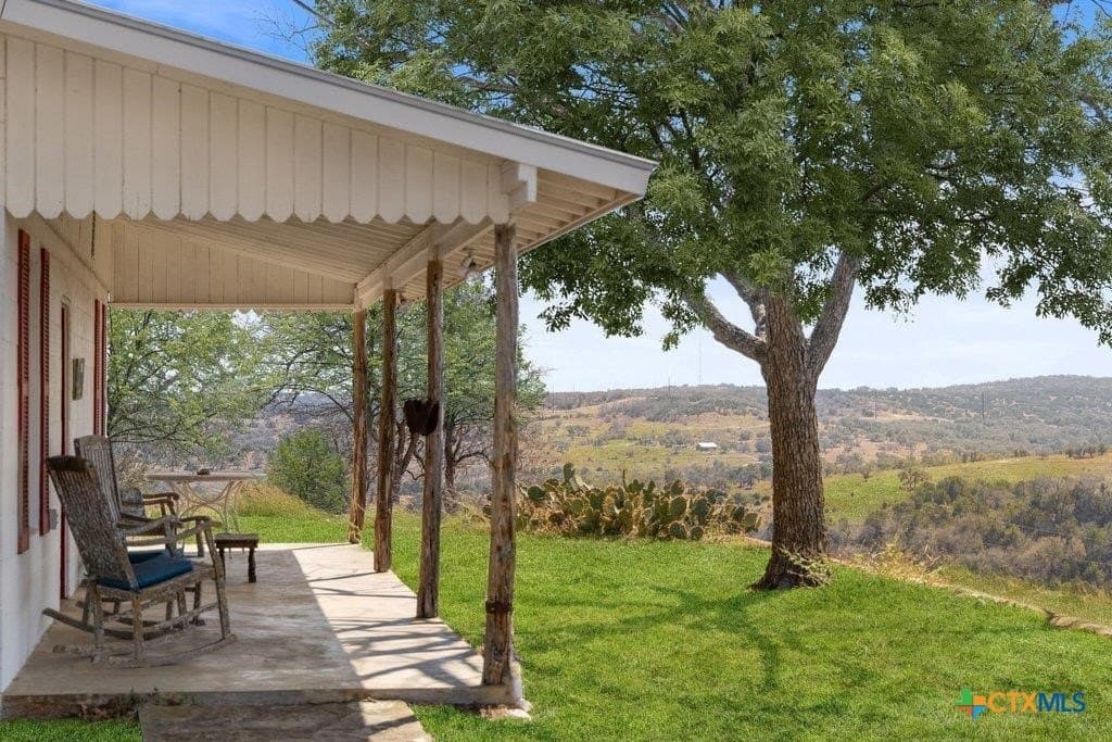 10 acres in Gillespie County - photo 10