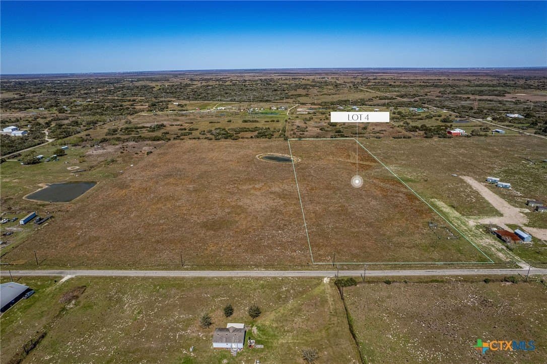 10 acres in Calhoun County