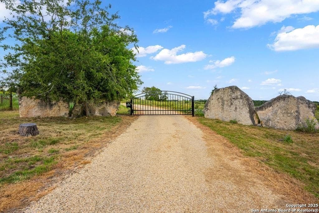27.11 acres in Gillespie County - photo 54