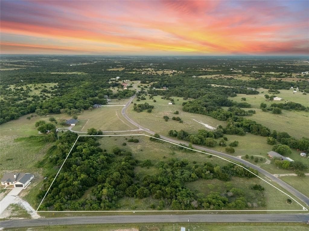 4.65 acres in McLennan County