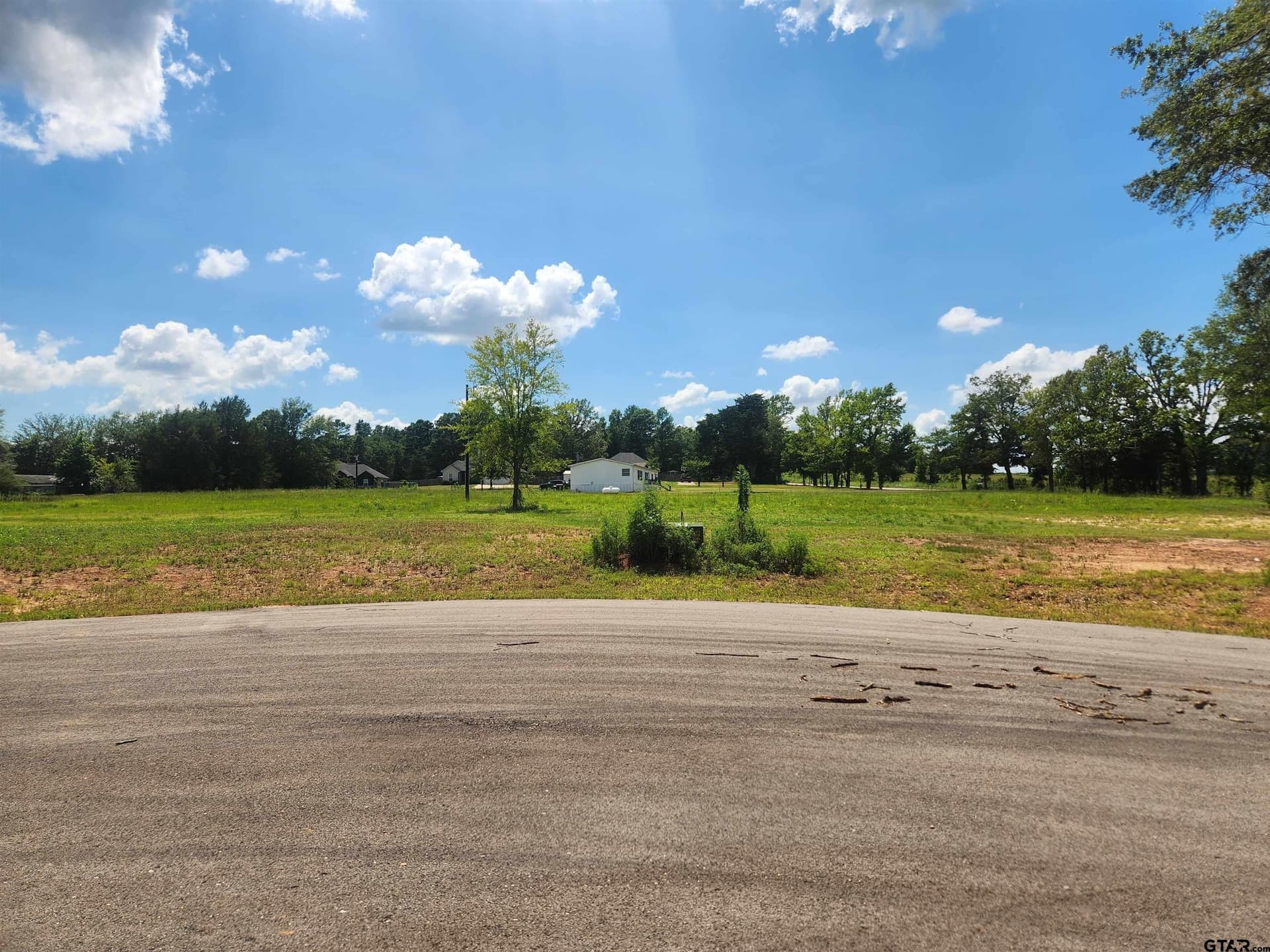 0.65 acres in Smith County gallery image 2