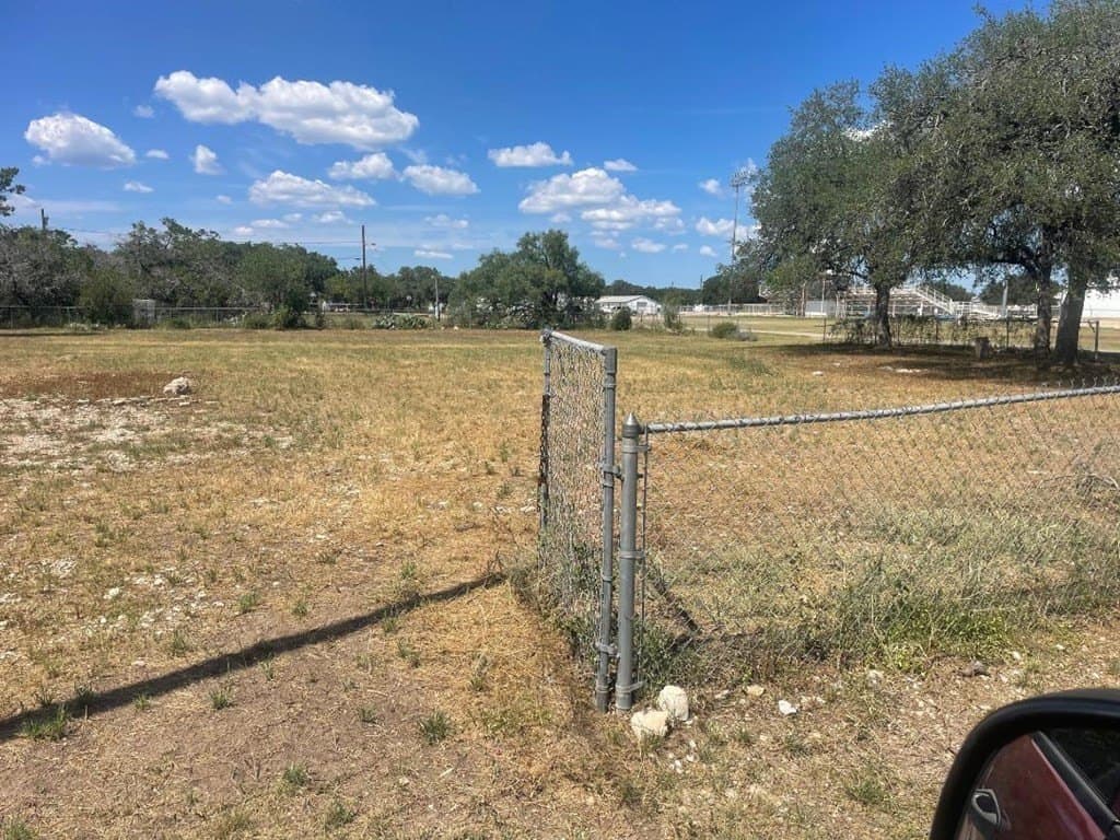 0.7 acres in Real County - photo 10