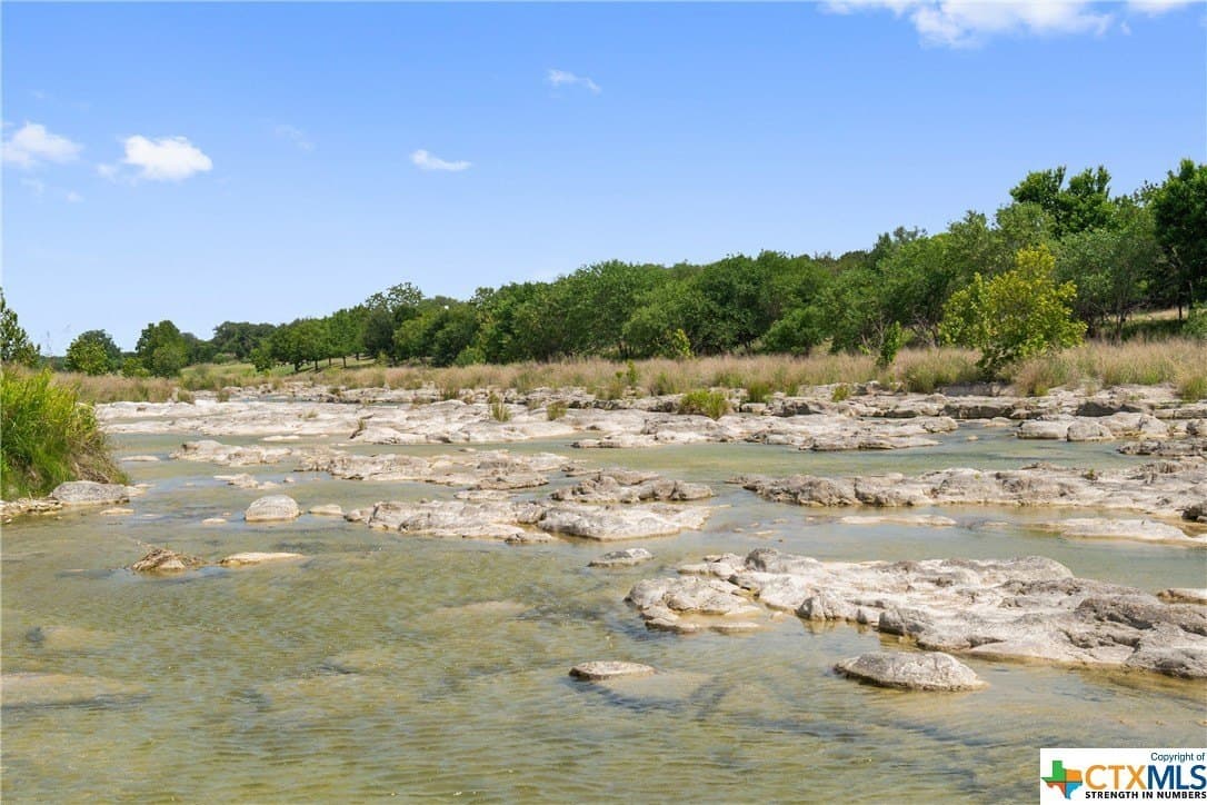 9.42 acres in Blanco County gallery image 2