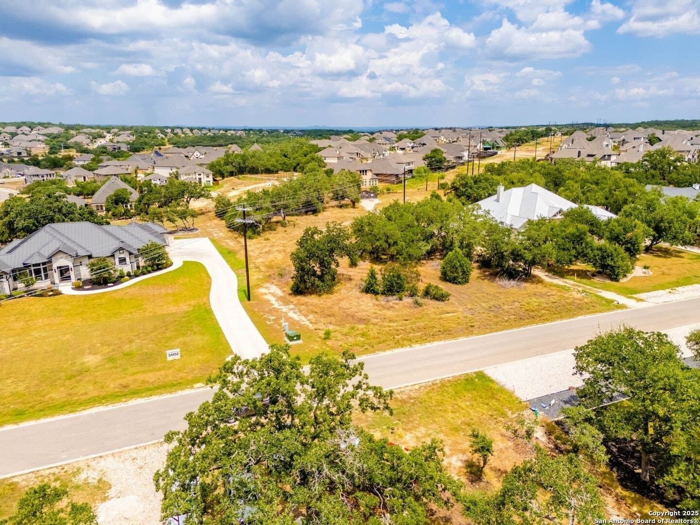 1.05 acres in Comal County - photo 3