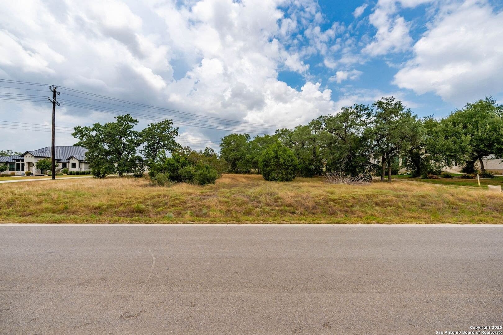 1.05 acres in Comal County - photo 11