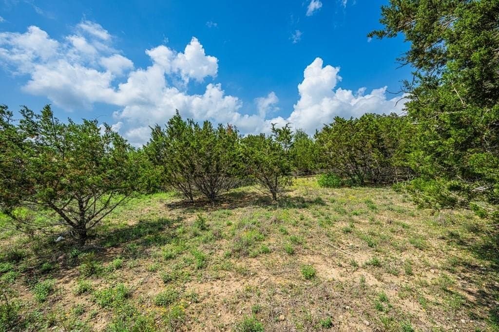 1.53 acres in Kerr County
