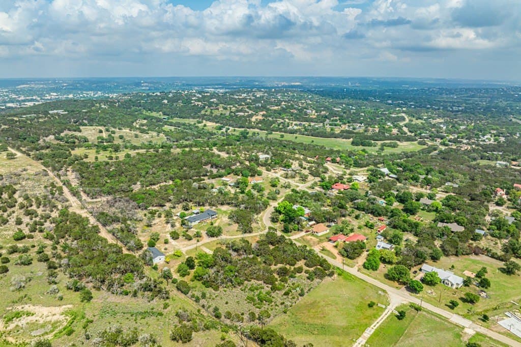 1.53 acres in Kerr County gallery image 4