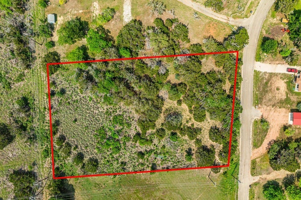 1.53 acres in Kerr County featured view