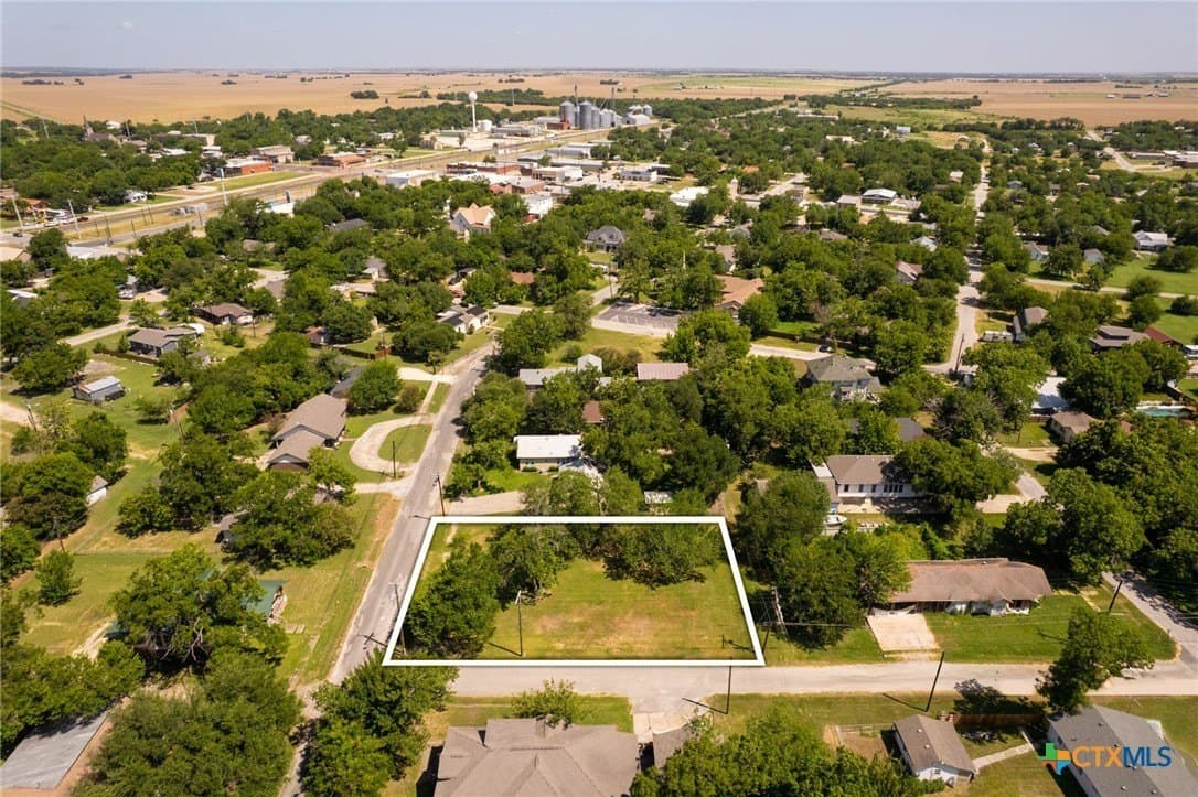 0.32 acres in Williamson County - photo 5