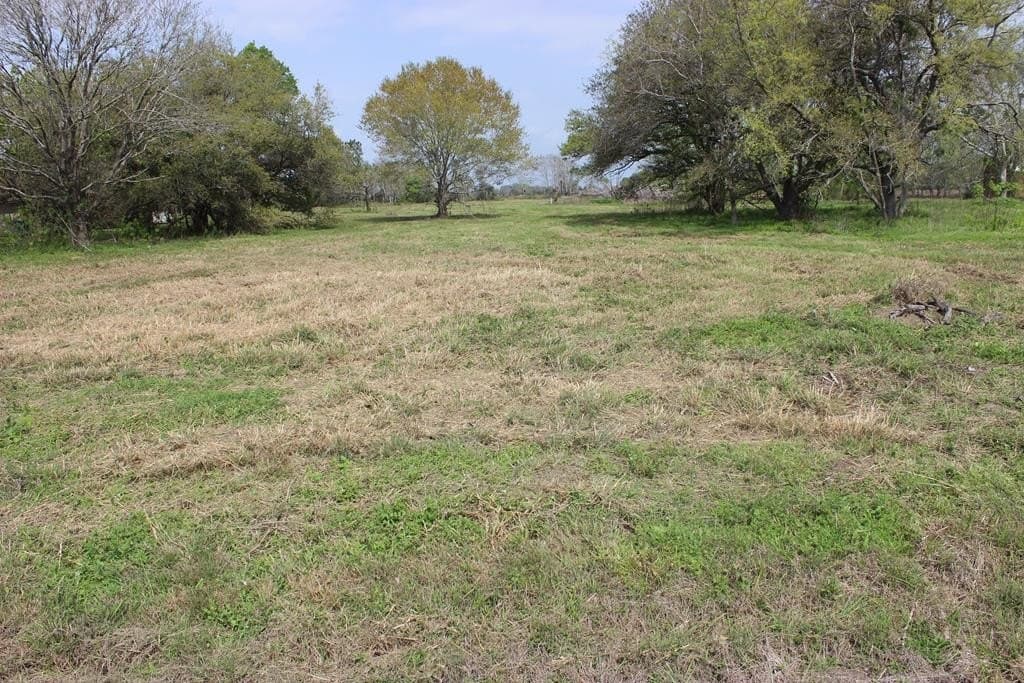 8.2 acres in Palacios Area County