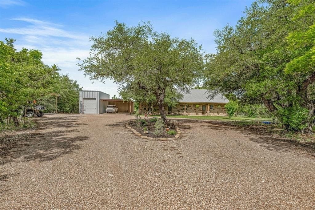 37.13 acres in Bosque County gallery image 4