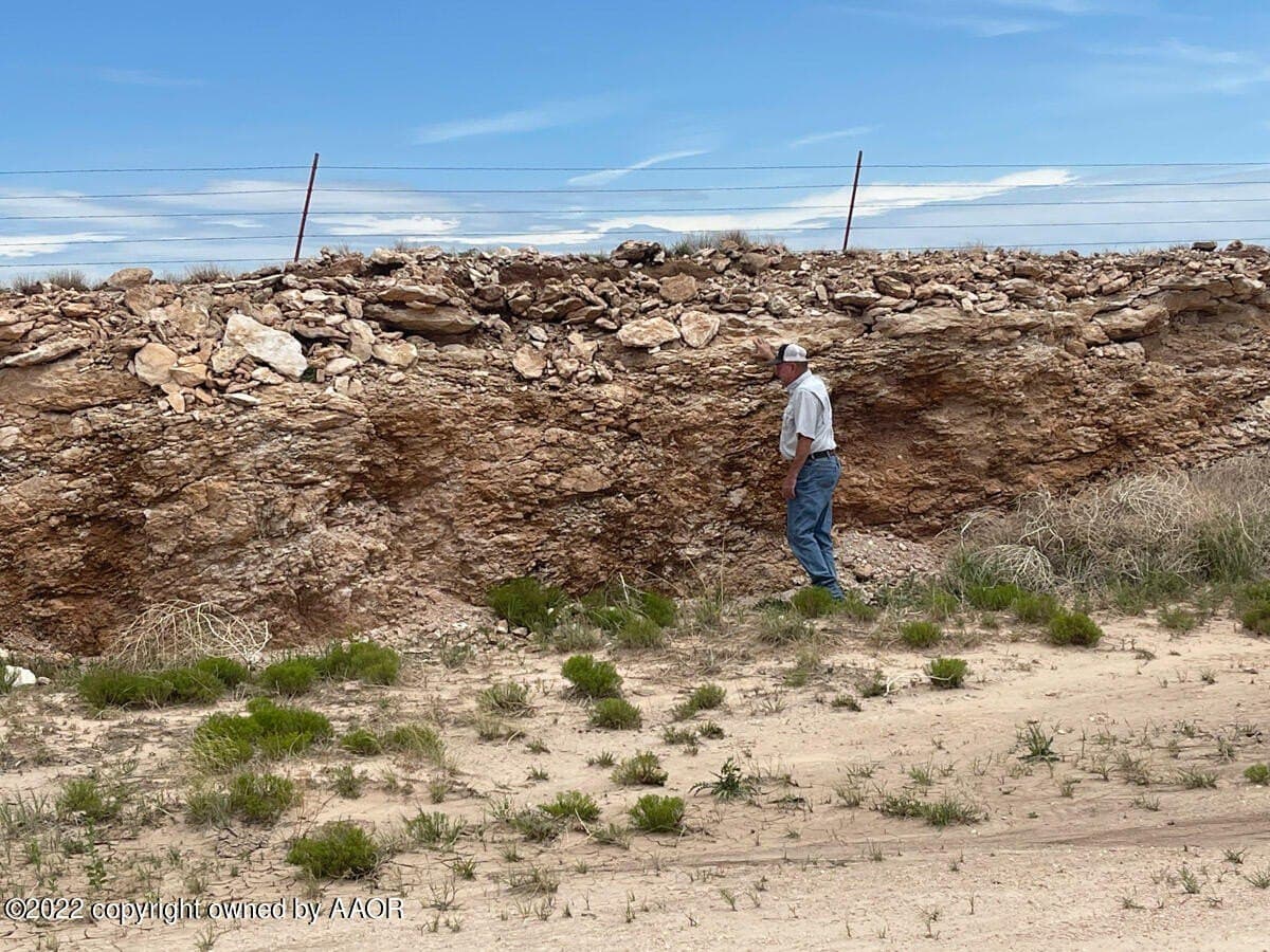1,280 acres in Randall County - photo 44