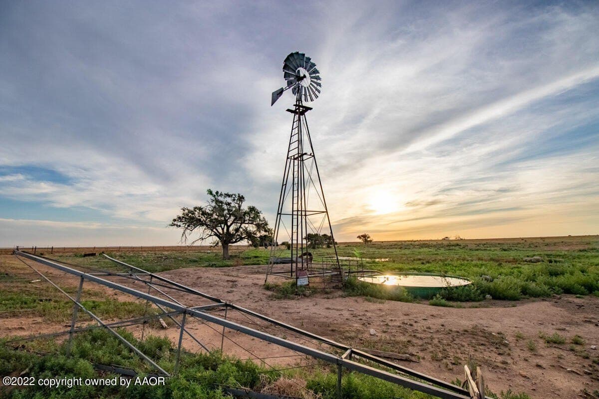 1,280 acres in Randall County - photo 18