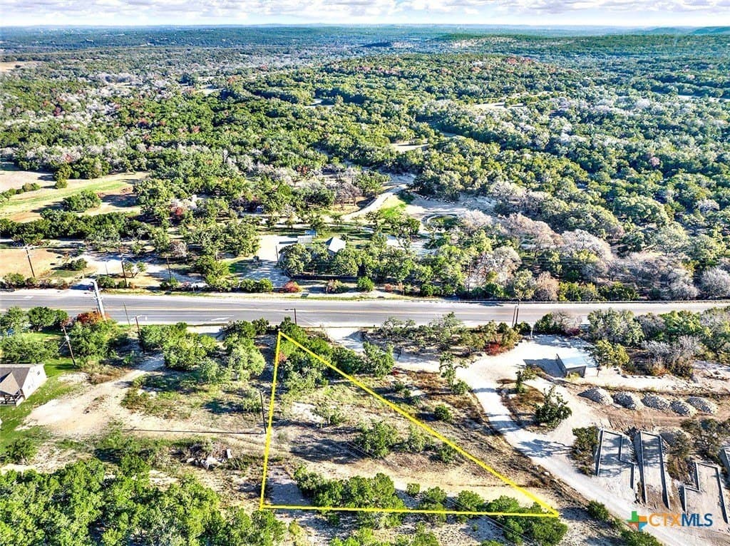 1.18 acres in Comal County gallery image 4