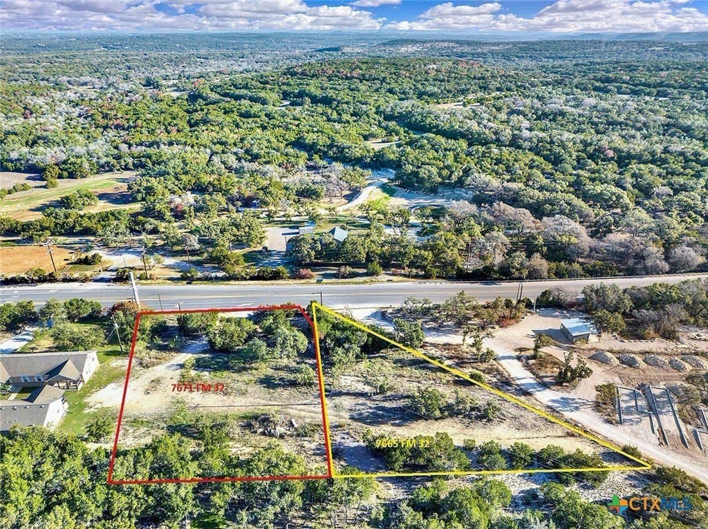 1.18 acres in Comal County - photo 7