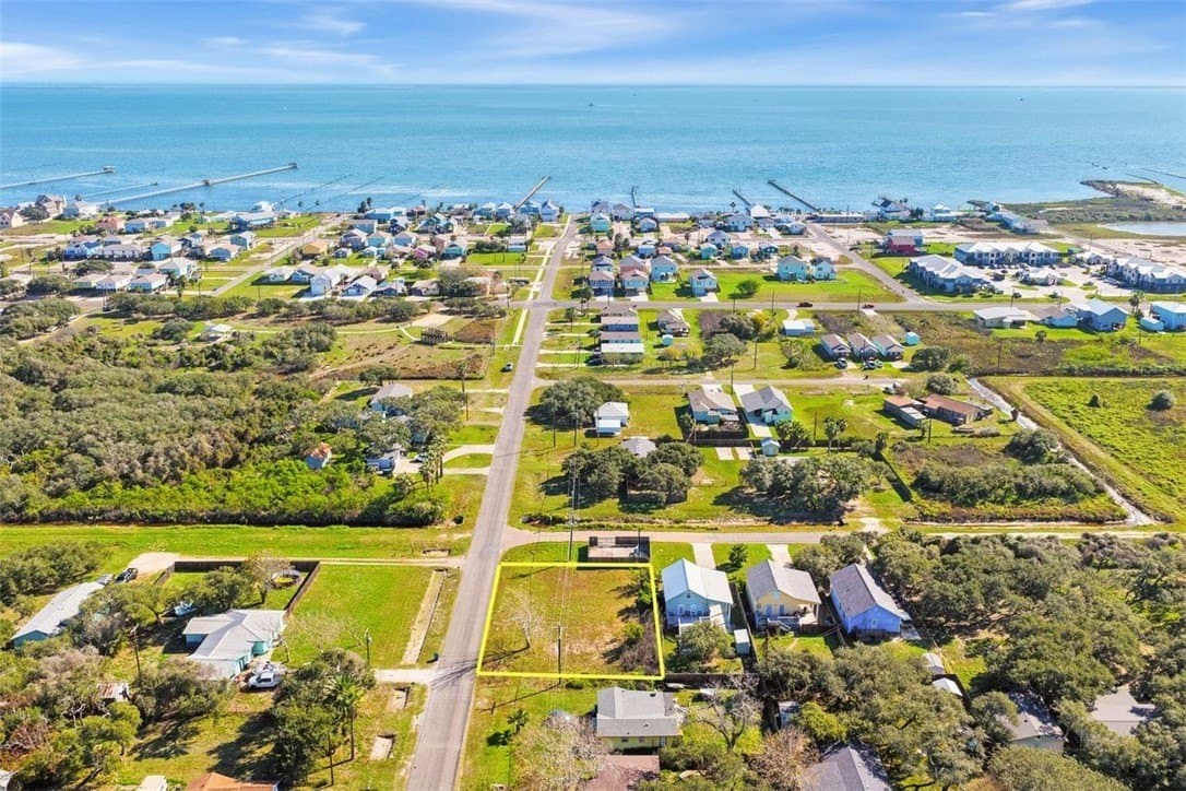 0.16 acres in Aransas County - photo 8