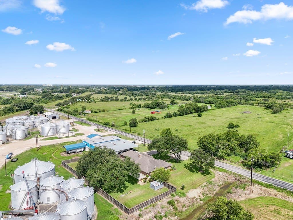 11.13 acres in Bay City County gallery image 3