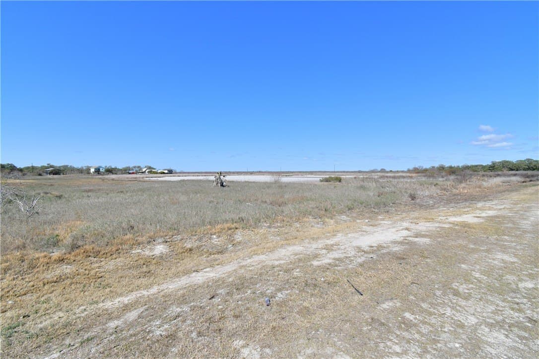 8.73 acres in Aransas County - photo 9