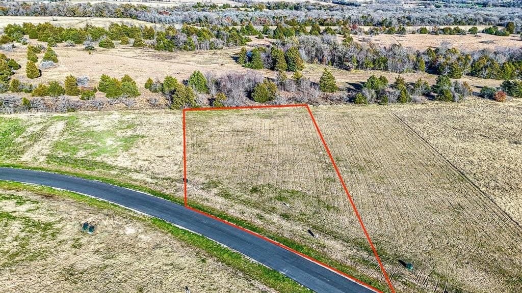 1 acres in Navarro County gallery image 2