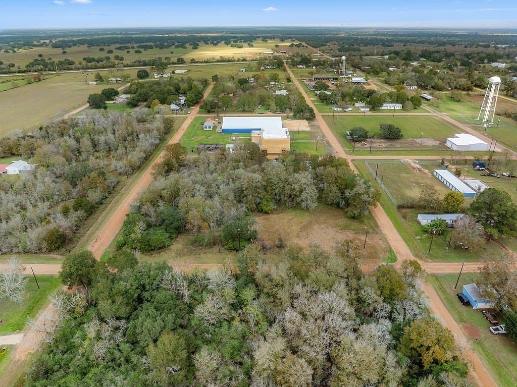 0.88 acres in Colorado County gallery image 4