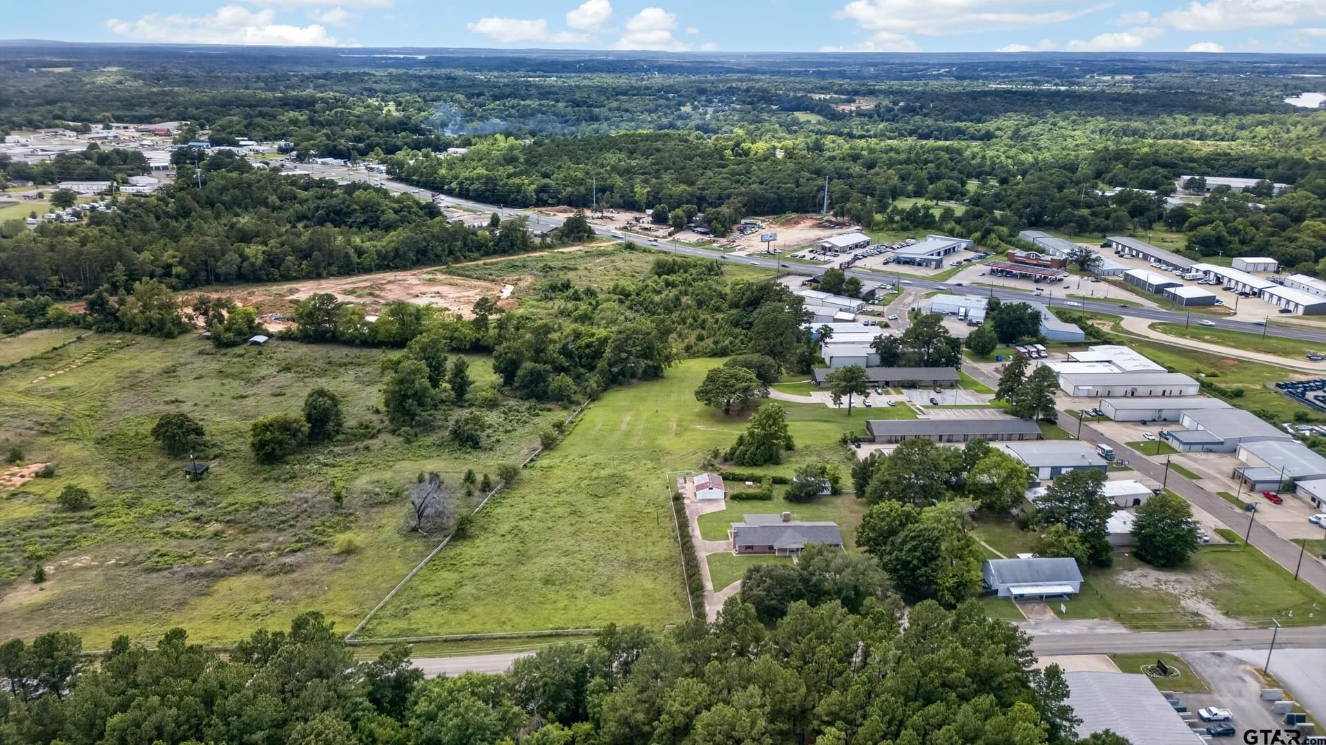 1.93 acres in Smith County gallery image 2