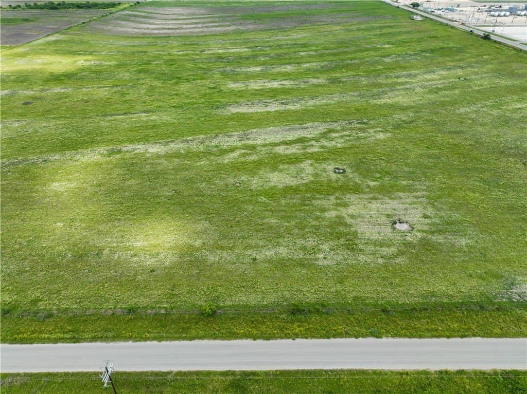 0 acres in Live Oak County gallery image 4