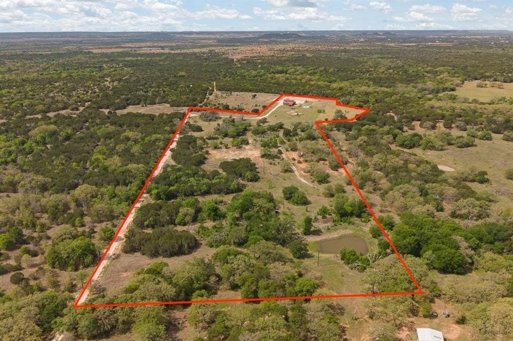 17 acres in Bosque County gallery image 2