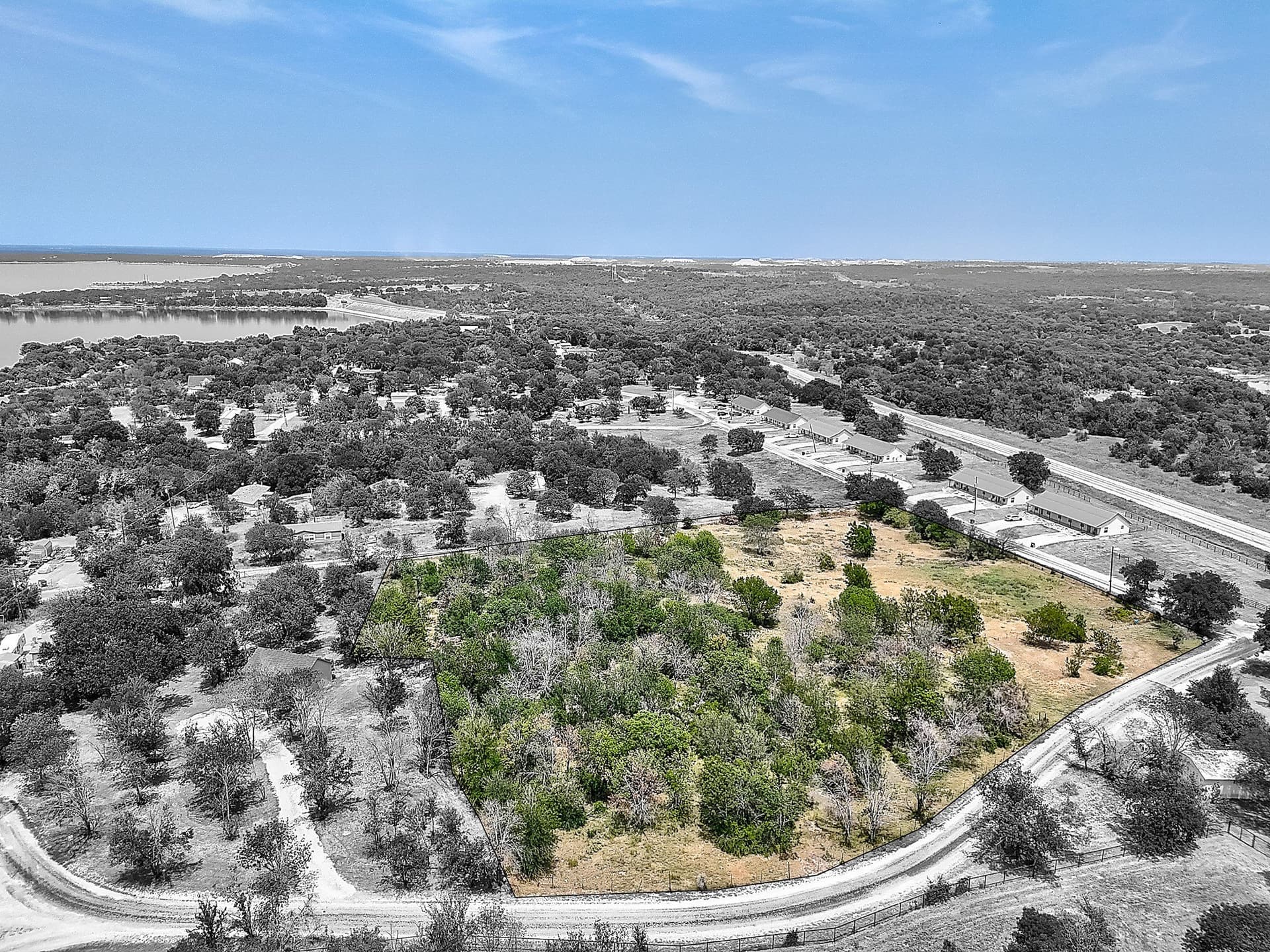 4.71 acres in Wise County - photo 4