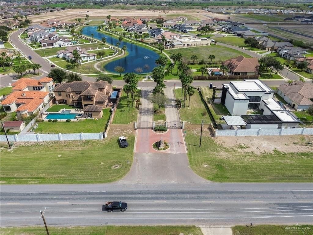 0.37 acres in Hidalgo County gallery image 2