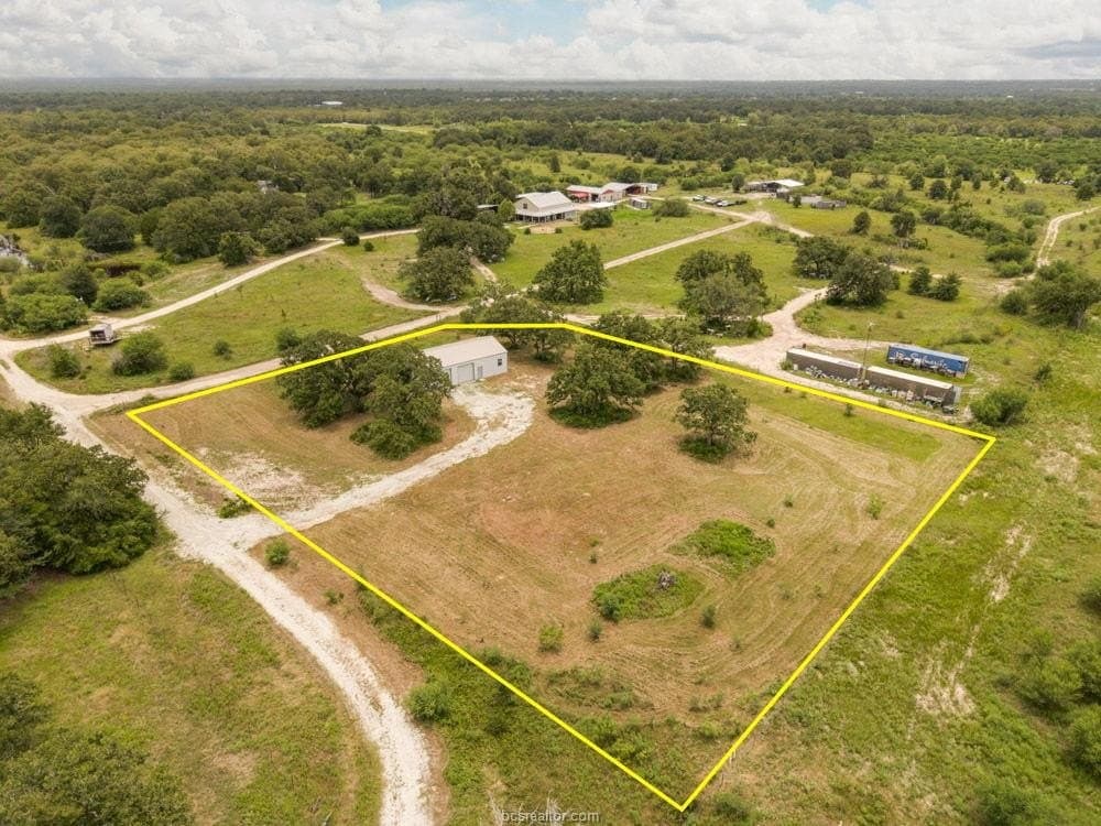 1.84 acres in Brazos County gallery image 2