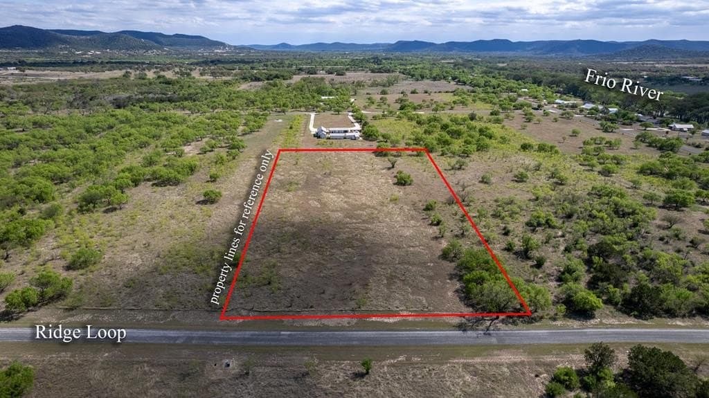 5.01 acres in Real County
