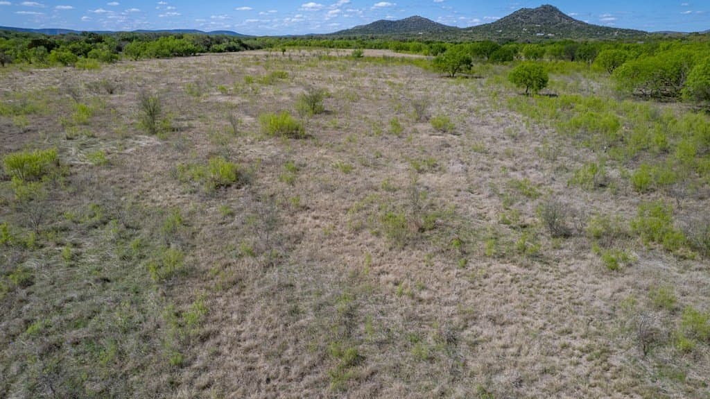 5.01 acres in Real County - photo 21