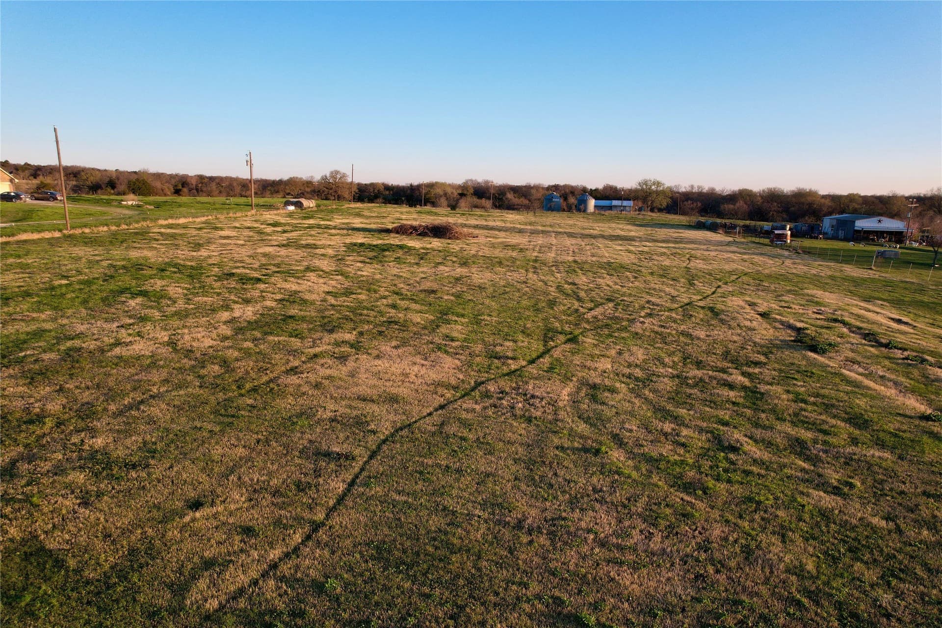 4.93 acres in Cooke County - photo 9