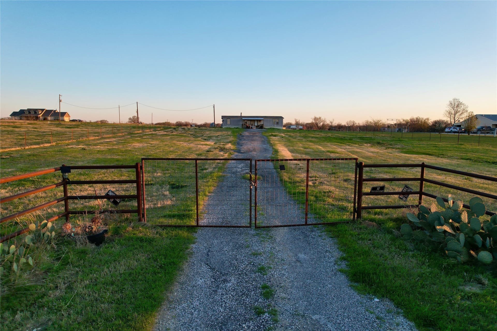 4.93 acres in Cooke County - photo 11