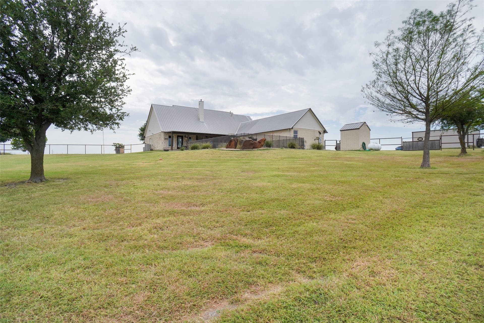 10 acres in Denton County - photo 29