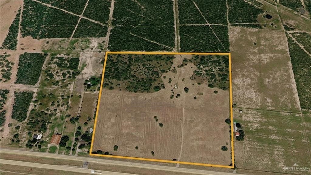 10.4 acres in Jim Wells County gallery image 2
