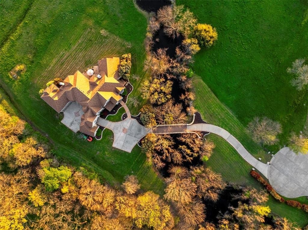 16.21 acres in Collin County gallery image 4