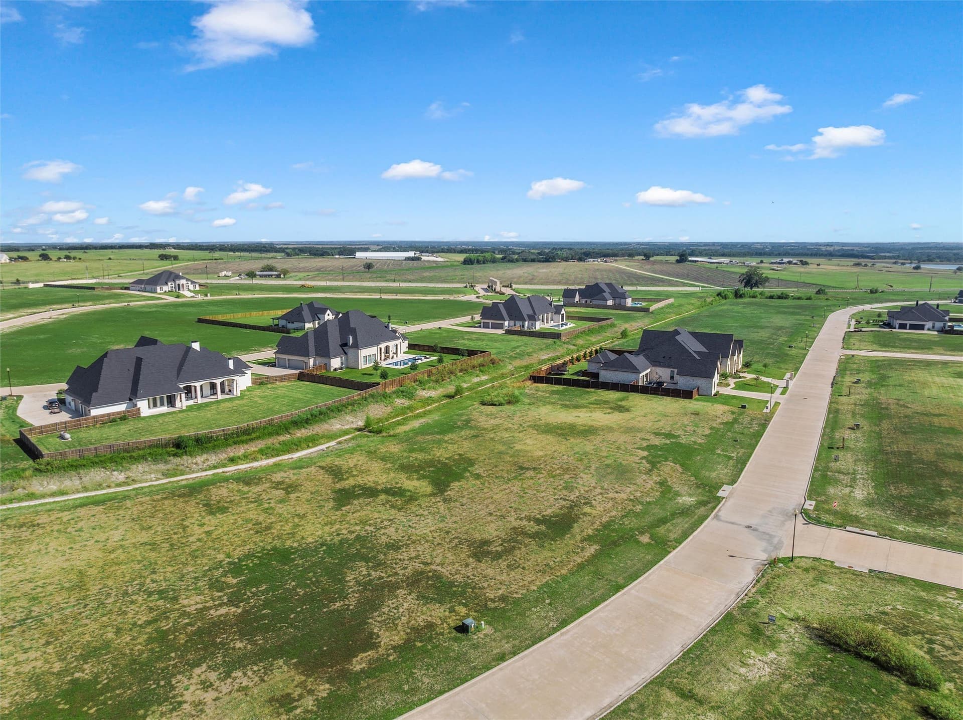 0.56 acres in McLennan County - photo 7