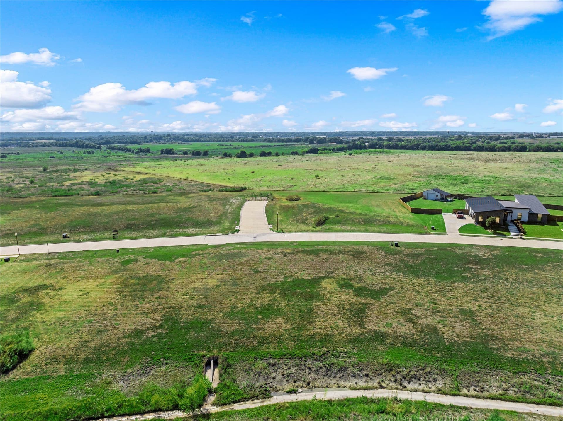 0.56 acres in McLennan County - photo 9