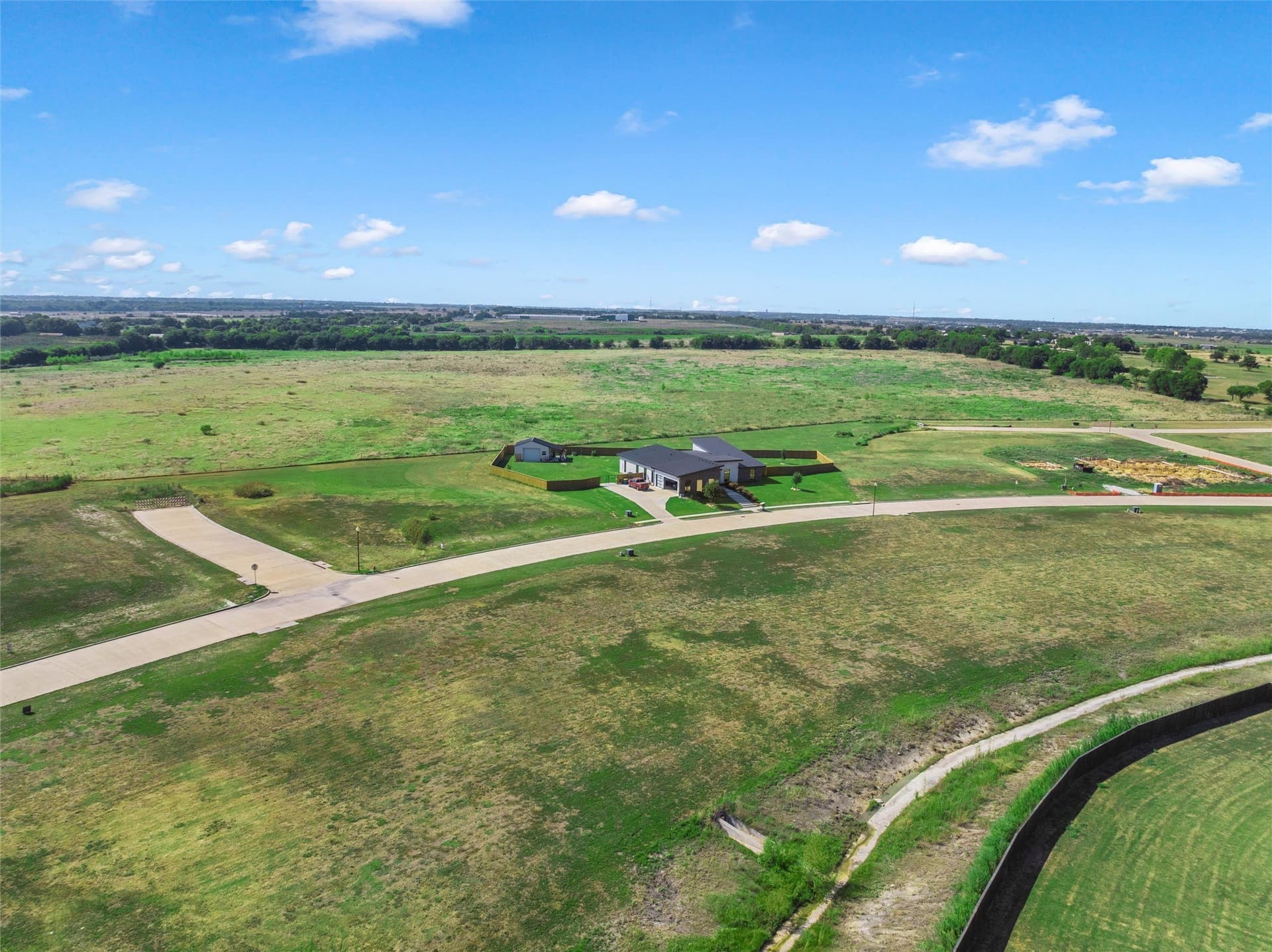 0.56 acres in McLennan County - photo 8