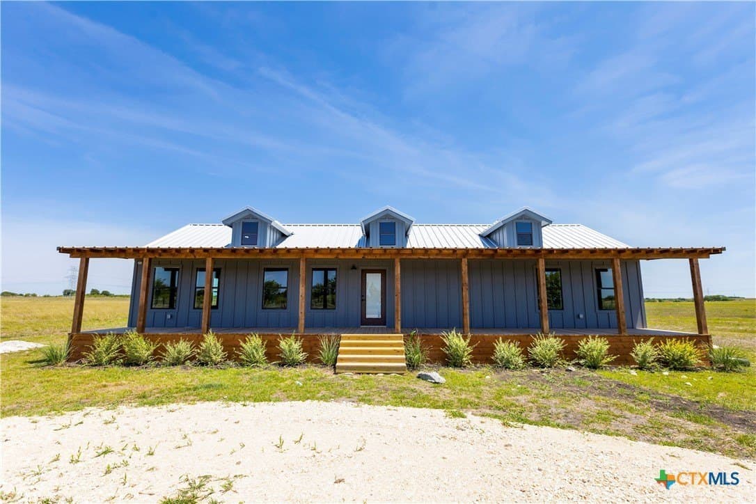 10.01 acres in Guadalupe County gallery image 2