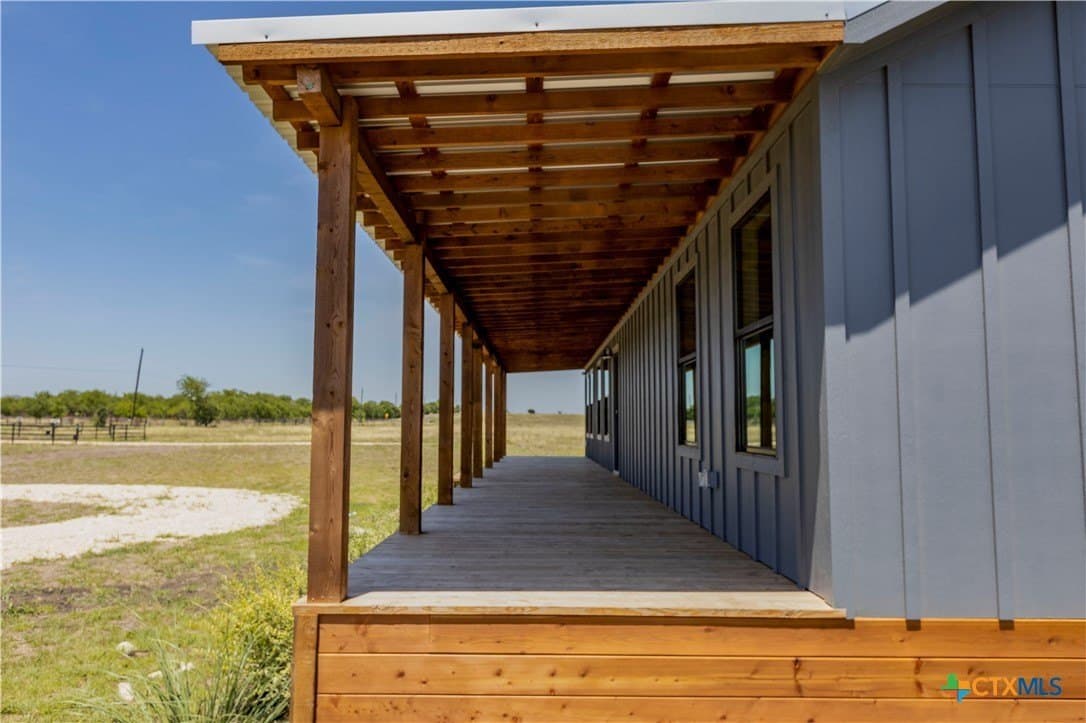 10.01 acres in Guadalupe County gallery image 3