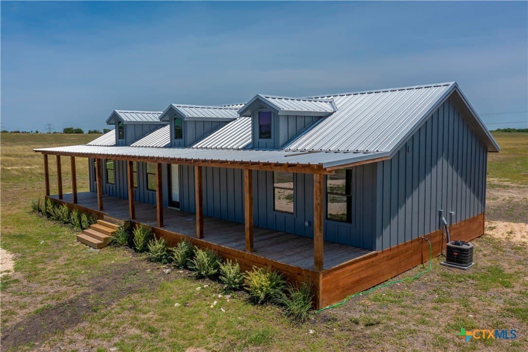 10.01 acres in Guadalupe County