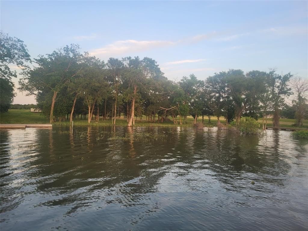 1.02 acres in Rains County