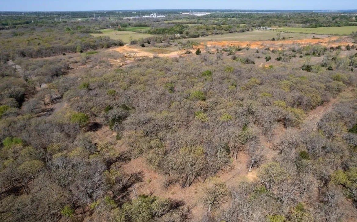 10.05 acres in Hill County gallery image 4
