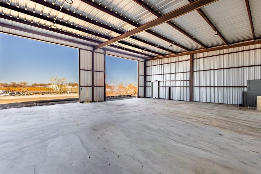 130,680 acres in Maverick County gallery image 4